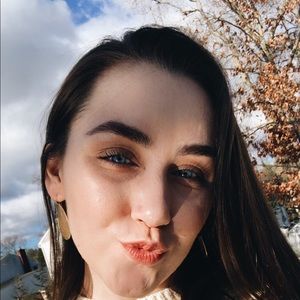 Meet your Posher, Molly